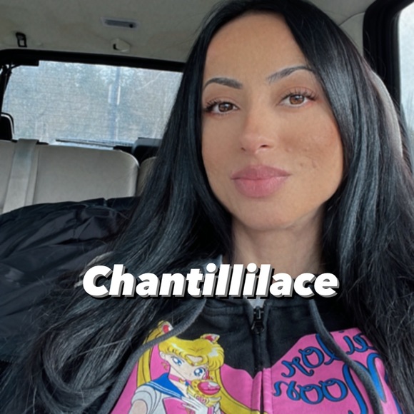 Shop with Chantelle 🌸🦋 - Picture 2 of 7